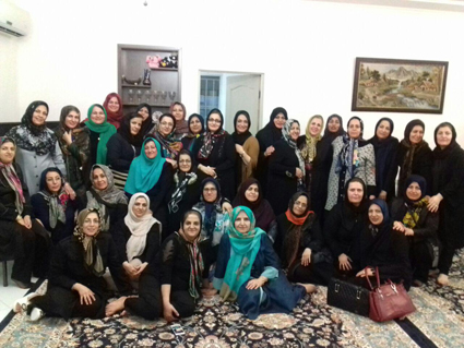 دیدار همکلاسی ها پس از۳۰ سال در قائم شهر